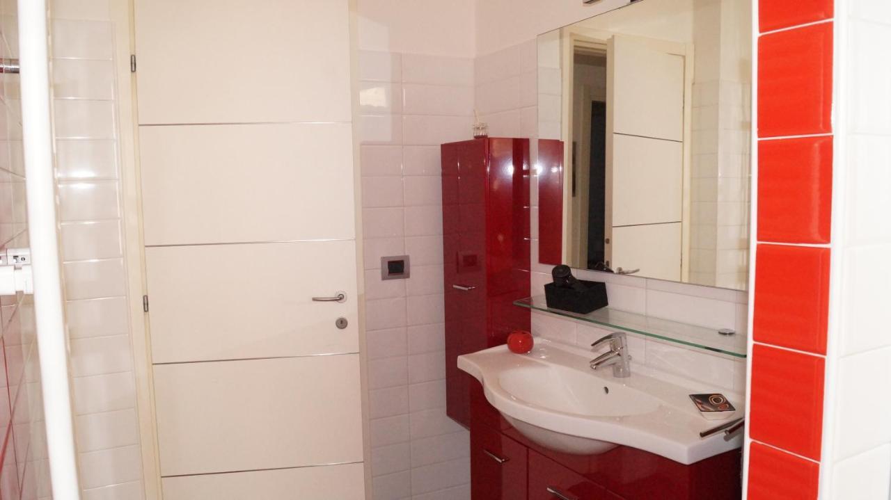 Bed And Breakfast Da Nonna Ezia อัลเบงกา ภายนอก รูปภาพ