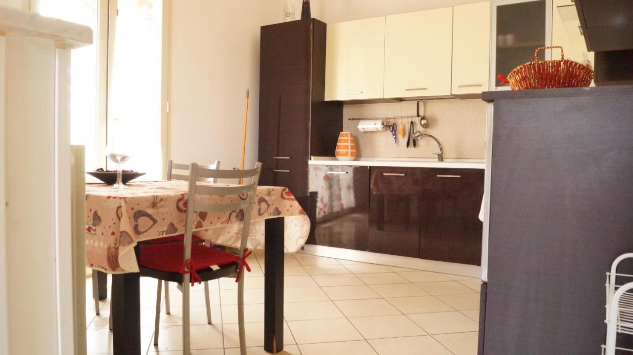 Bed And Breakfast Da Nonna Ezia อัลเบงกา ภายนอก รูปภาพ